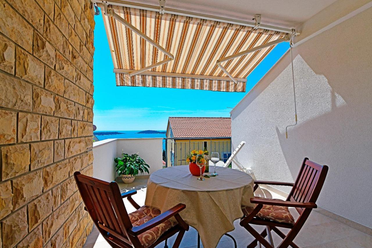 Apartments Tamara Hvar Town Exterior photo